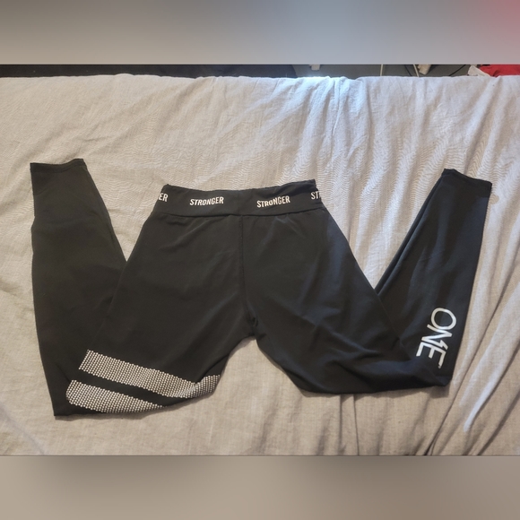 STRONGER LEGGINGS - Picture 6 of 10